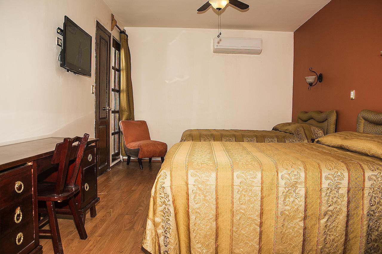 Hotel Roma Дуранго Номер фото